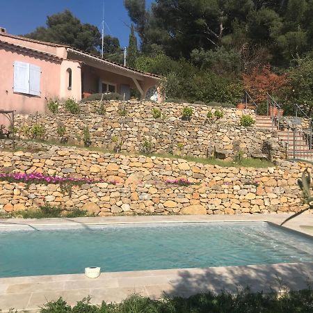 Hauteurs De Toulon : Charmant Studio Piscine Eksteriør bilde