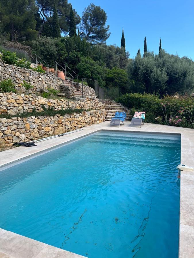 Hauteurs De Toulon : Charmant Studio Piscine Eksteriør bilde