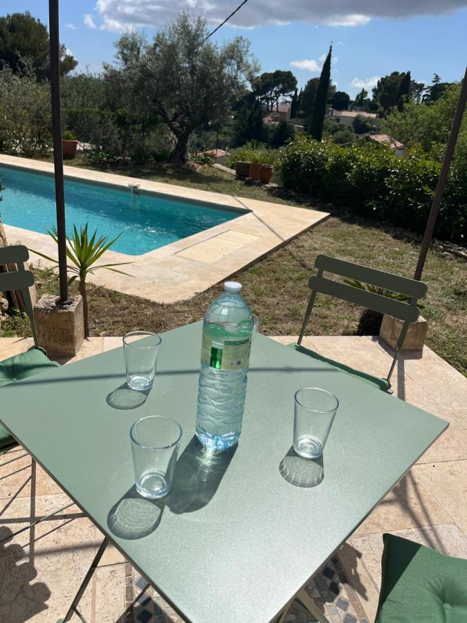 Hauteurs De Toulon : Charmant Studio Piscine Eksteriør bilde